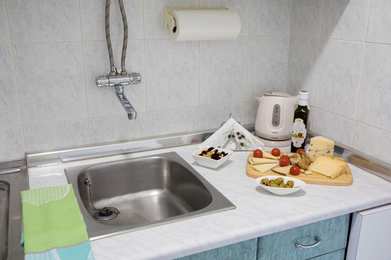 Studio Apartman Meli غييكا المظهر الخارجي الصورة